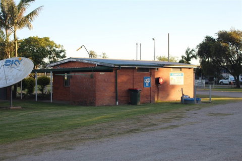 Grafton Greyhound Racing Club Caravan Park - Accommodation Port Hedland 0