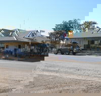 Lyndhurst Hotel Roadhouse Motel  Caravan Park - Accommodation Port Hedland