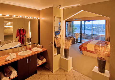 Riverview Rise Retreats - Accommodation Port Hedland 2