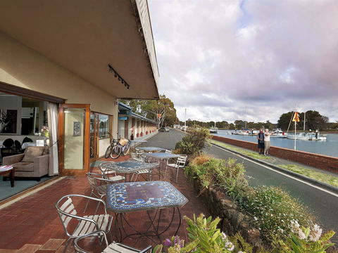 The Waterfront Wynyard - Accommodation Port Hedland 1
