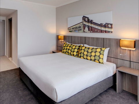 Travelodge Hotel Bankstown Sydney - Accommodation Port Hedland 1
