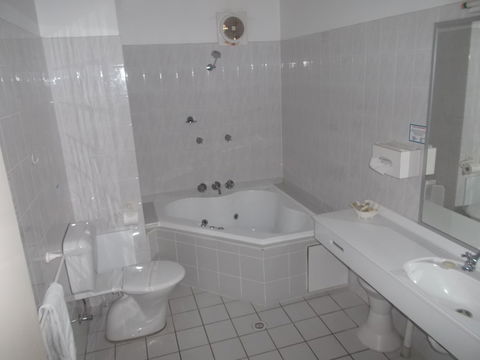 Ulladulla Harbour Motel,  Another Sinclair's Property - Accommodation Port Hedland 1