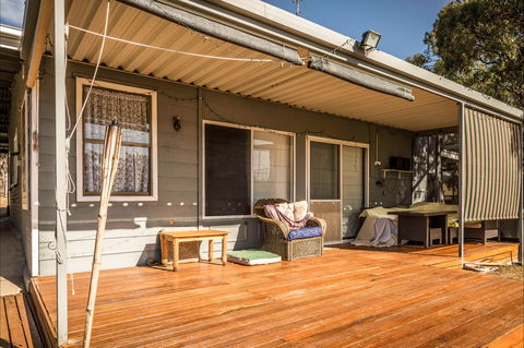 346 Cliff View Drive Wongulla  -River Shack Rentals - Accommodation Port Hedland 1