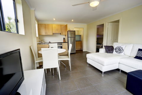 B And B At Orient Point - Accommodation Port Hedland 0