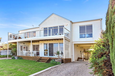 Breezes - Underwood Avenue Goolwa Beach - Accommodation Port Hedland 0