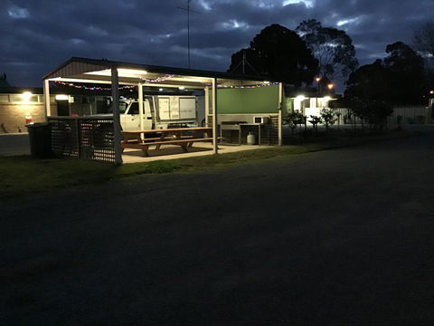 Jerilderie Motel And Caravan Park - Accommodation Port Hedland 1