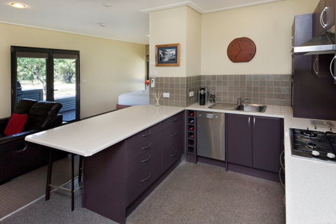 Kickenback Studio - Accommodation Port Hedland 2