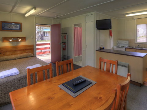 Kosciuszko Tourist Park - Accommodation Port Hedland 2