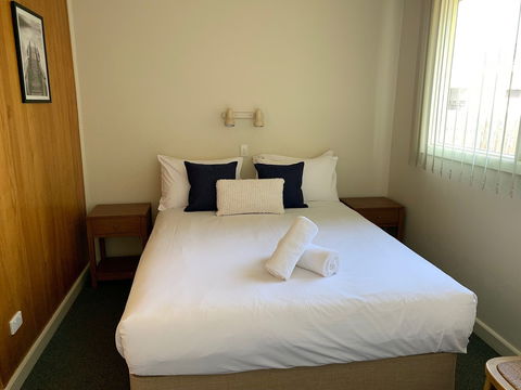 Marina Motel Rooms - Accommodation Port Hedland 1