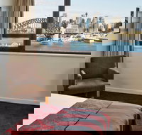 North Sydney Harbourview Hotel