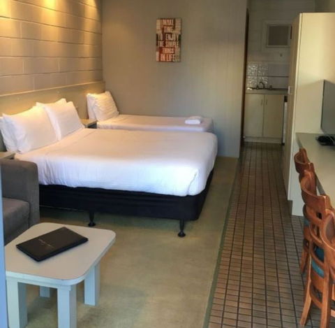 Sandbar Motel Lakes Entrance - Accommodation Port Hedland 2