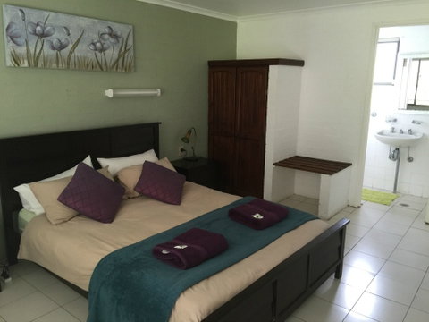 Sinclairs Country Retreat - Accommodation Port Hedland 0