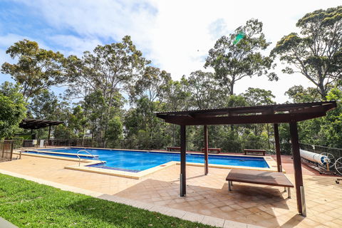Sunset On Lake Point - Accommodation Port Hedland 1