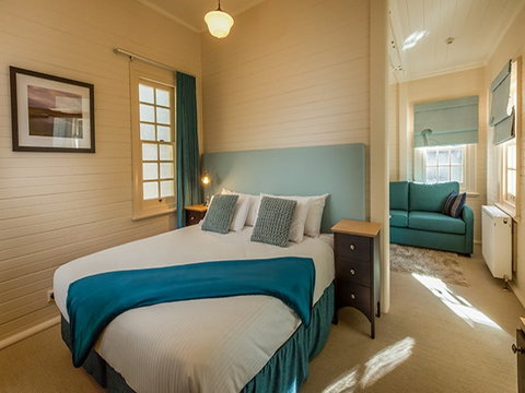 Yarrangobilly Caves House: Guest Rooms - Accommodation Port Hedland 1