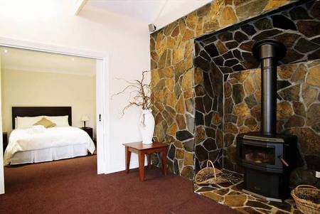 Lakes Entrance Waverley House Cottages - Accommodation Port Hedland 0