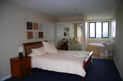 Ultimate Holiday Apartments - Accommodation Port Hedland 2
