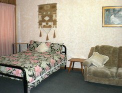 Fernleigh Cottages & Country Barn - Accommodation Port Hedland 1