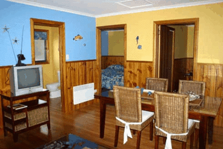Bicheno's Gallery and Apartments - Accommodation Port Hedland