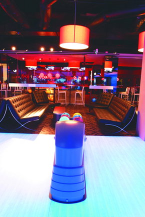 Strike Bowling Bar - Bayside - Accommodation Port Hedland 3