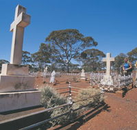 Old Pioneer Cemetery Coolgardie - Accommodation Port Hedland