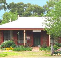 Stacey Studio Gallery  Almond Grove BB - Accommodation Port Hedland
