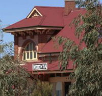 Moonta Tourist Office - Accommodation Port Hedland