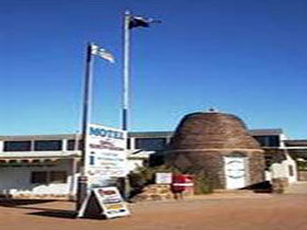 Andamooka Dukes Bottlehouse Museum - Accommodation Port Hedland 0