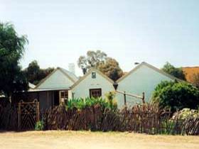 Miners Cottage And Garden - Accommodation Port Hedland 0