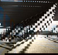 The Boat House By The Lake - Accommodation Port Hedland