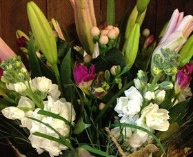 Alpine Blooms Florist Mansfield - Accommodation Port Hedland 0