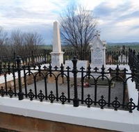 Hamilton Humes Grave - Accommodation Port Hedland
