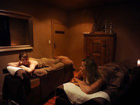 Cocos Hair And Day Spa - Accommodation Port Hedland 1