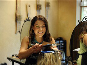 Cocos Hair And Day Spa - Accommodation Port Hedland 2