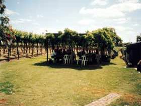 Bonneyview Winery And Restaurant - Accommodation Port Hedland 2