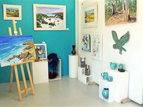 Artworks Gallery - Accommodation Port Hedland 1