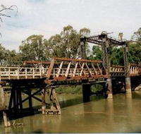 Swan Hill - Murray River Road Bridge - Accommodation Port Hedland