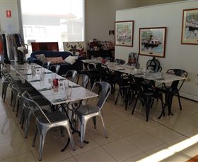 Blue Artz Gallery & Cafe - Accommodation Port Hedland 2