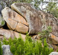 Frog Rock - Accommodation Port Hedland