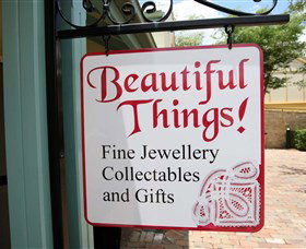 Hunter Valley Gardens Shopping Village - Accommodation Port Hedland 6