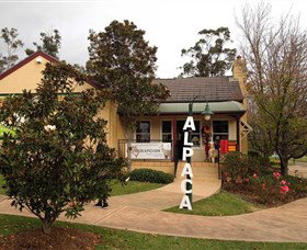 Australian Alpaca Barn - Hunter Valley Gardens - Accommodation Port Hedland 0