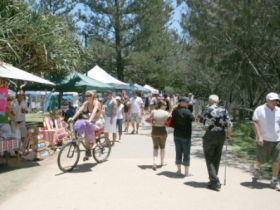 Burleigh Art And Craft Markets - Accommodation Port Hedland 2