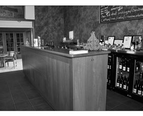 Roses Vineyard And Animal Farm - Accommodation Port Hedland 0