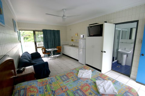 Tropical Palms Inn - Accommodation Port Hedland 0