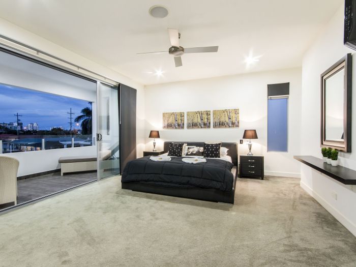 Broadbeach Waters QLD Accommodation Port Hedland