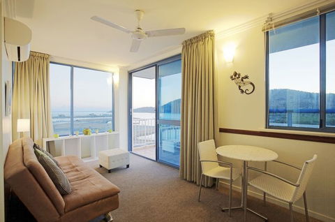 At Whitsunday Vista Resort - Accommodation Port Hedland 0
