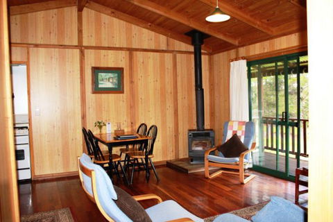 Hawke Brook Chalets - Accommodation Port Hedland 15