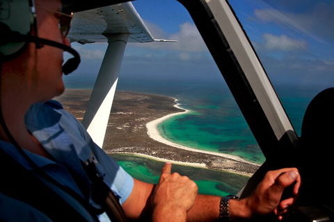 Abrolhos Islands Fixed-Wing Scenic Flight - Accommodation Port Hedland 6