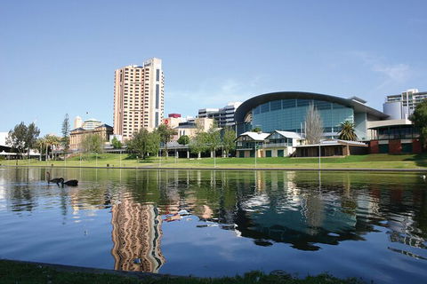 Adelaide Airport Private Chauffeured Transfer - Accommodation Port Hedland 6