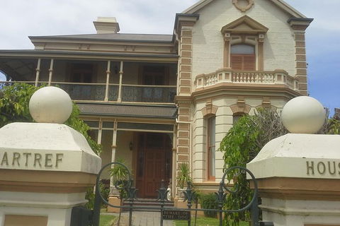Adelaide Walking Tour: East End Escapade - Accommodation Port Hedland 1