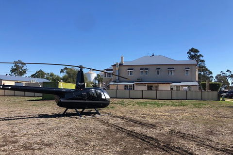 Queensland Country Pub Crawl By Helicopter - Accommodation Port Hedland 6